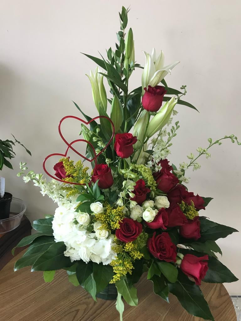 GLW076 - HYDRANGEAS, LILIES AND ROSES